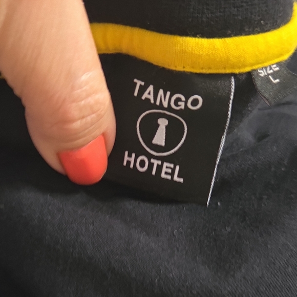 Multicolor Graphic Tee - Picture 4 of 6